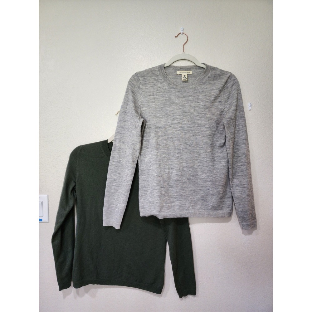 Banana Republic Bundle of 2 Crewneck Sweaters Extra Fine Merino Wool size Small